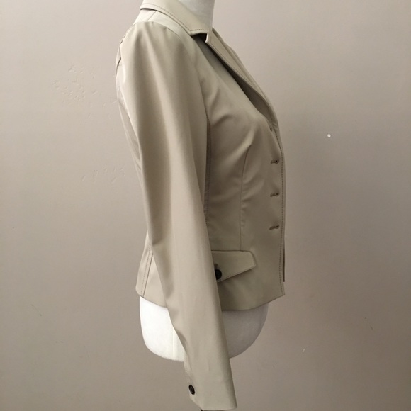 Authentic Prada jacket - Picture 6 of 7